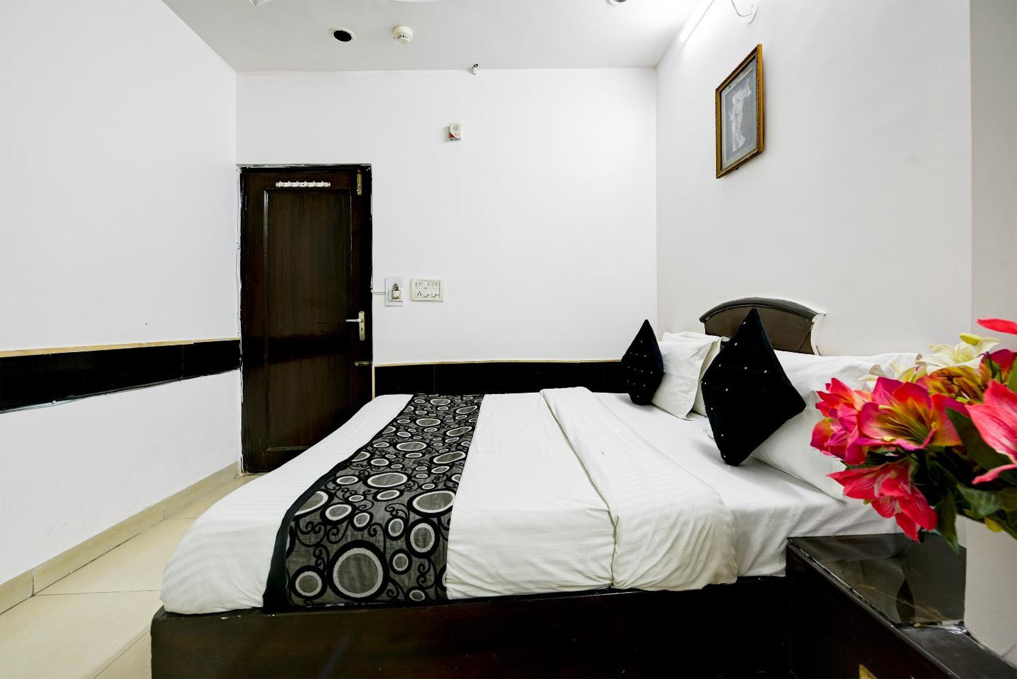 Hotel Shiva Intercontinental - New Delhi Railway Station - Paharganj Zewnętrze zdjęcie